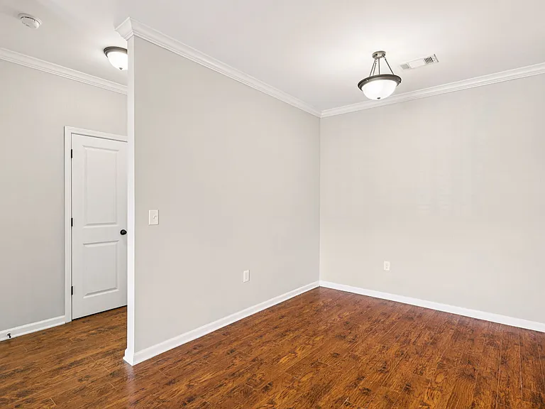 Cumberland Trace Village Apartments — Photo 36