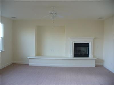 4th image of 1413 Loma Linda Ln