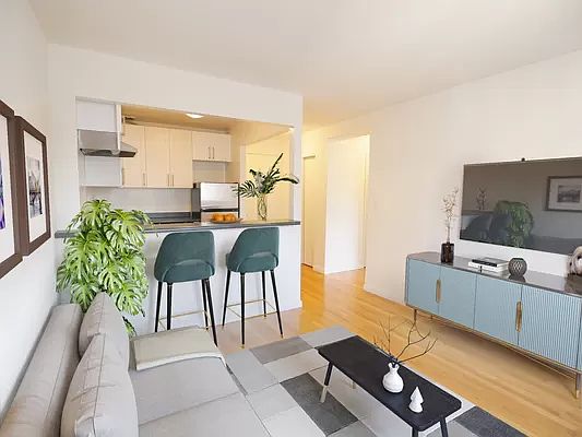 1st image of 1743 1st Ave APT 9B