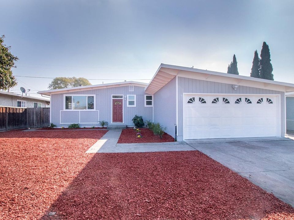 1st image of 2750 Murtha Dr