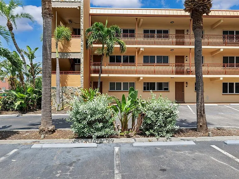 10265 Gulf Blvd #A-301 — Photo 18