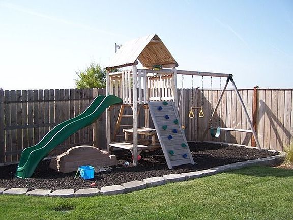 Fun play structure