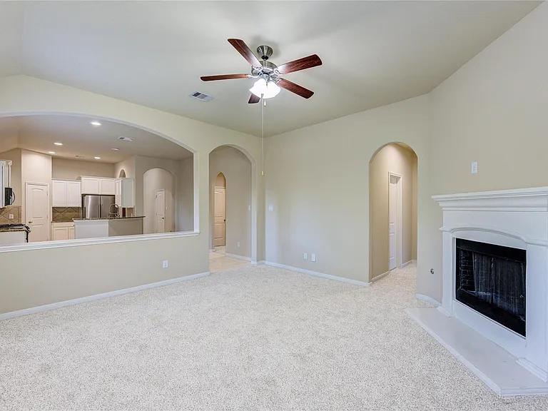 19306 Boulder Bay Ln — Photo 17