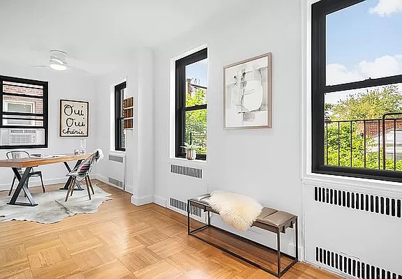 2nd image of 40 Prospect Park W #3FE