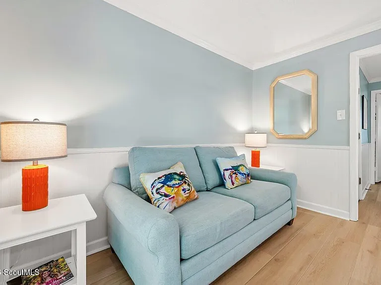 1175 N Beachview Dr #214 — Photo 4
