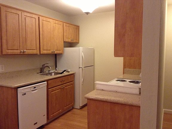 Light and bright kitchen