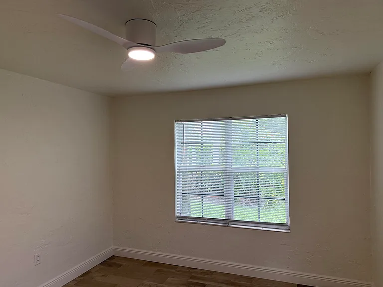 1436 NE 2nd Ave #1 — Photo 6