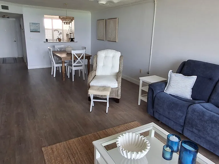 10600 S Ocean Dr #209 — Photo 21