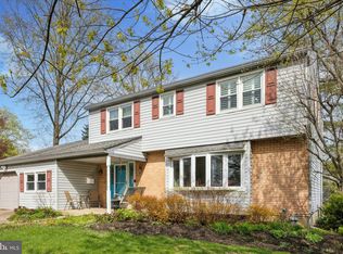 2 Ravenwood Ct, Wilmington, DE 19810