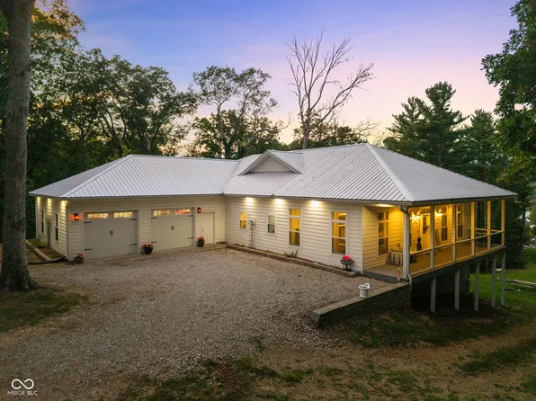14000 W Lake Rd, Seymour, IN 47274