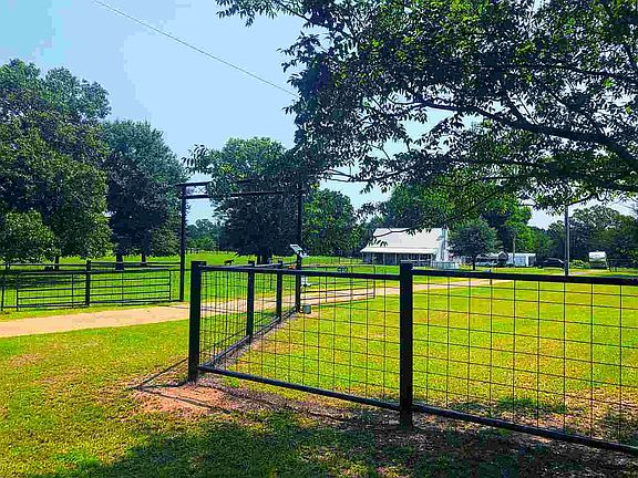 3rd image of 15050 County Road 3223