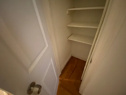 Rented by Zjama Realty Corp | media 5