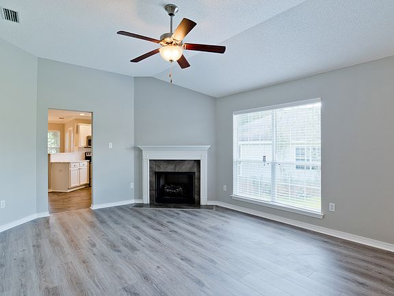 5th image of 961 Hamilton Bridges Dr E