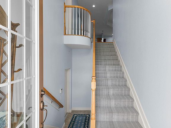 3rd image of 8065 Players Cove Dr Unit 202