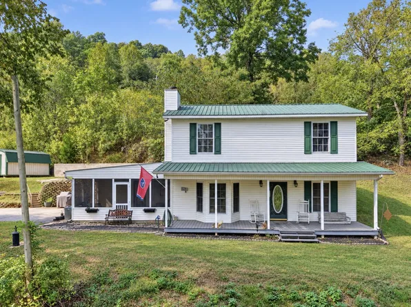 394 Lou Dr, Dowelltown, TN 37059