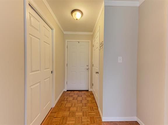 2nd image of 116 Jubilee Hill Dr Unit B