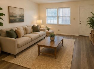 13729 S Brainard Ave APT 5, Chicago, IL 60633