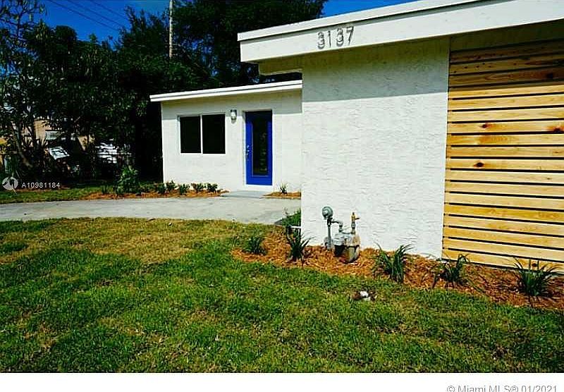 1st image of 3137 SW 16th St