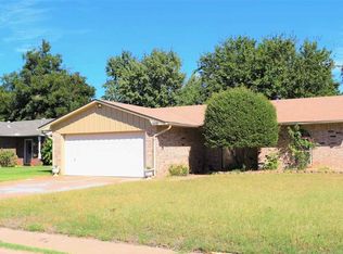 209 S Rimrock Rd, Enid, OK 73703