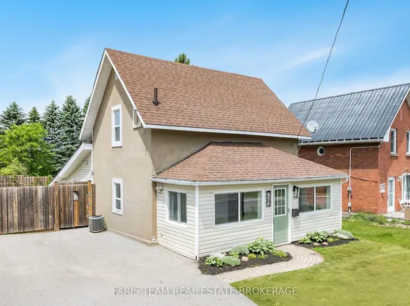 654 Victoria St, Midland, ON L4R 1A7