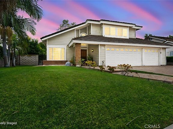 4th image of 605 Bronco Way
