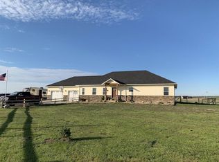5746 Freedom Ln, Williston, ND 58801