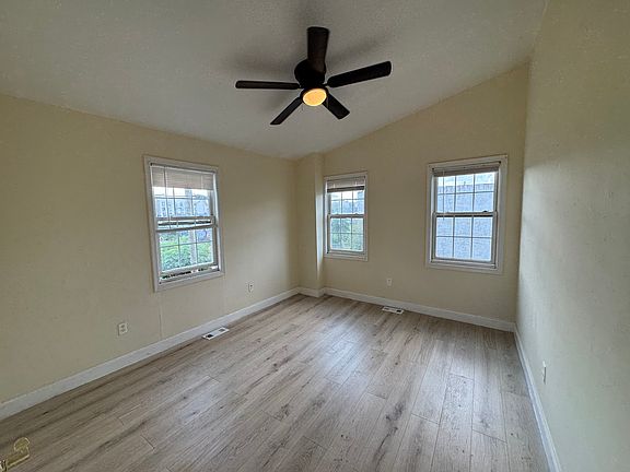 Back bedroom