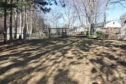 4th image of 26 Ableman Ave