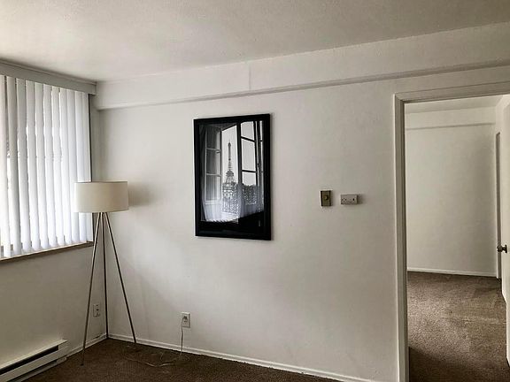5th image of 5236 22nd Ave NE APT 204
