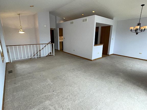5th image of 8808 Clearview Dr #0