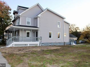 306 S 3rd St, Millville, NJ 08332