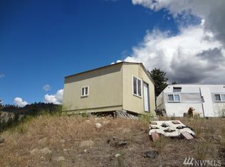 28 E Round Up Rd, Tonasket, WA 98855