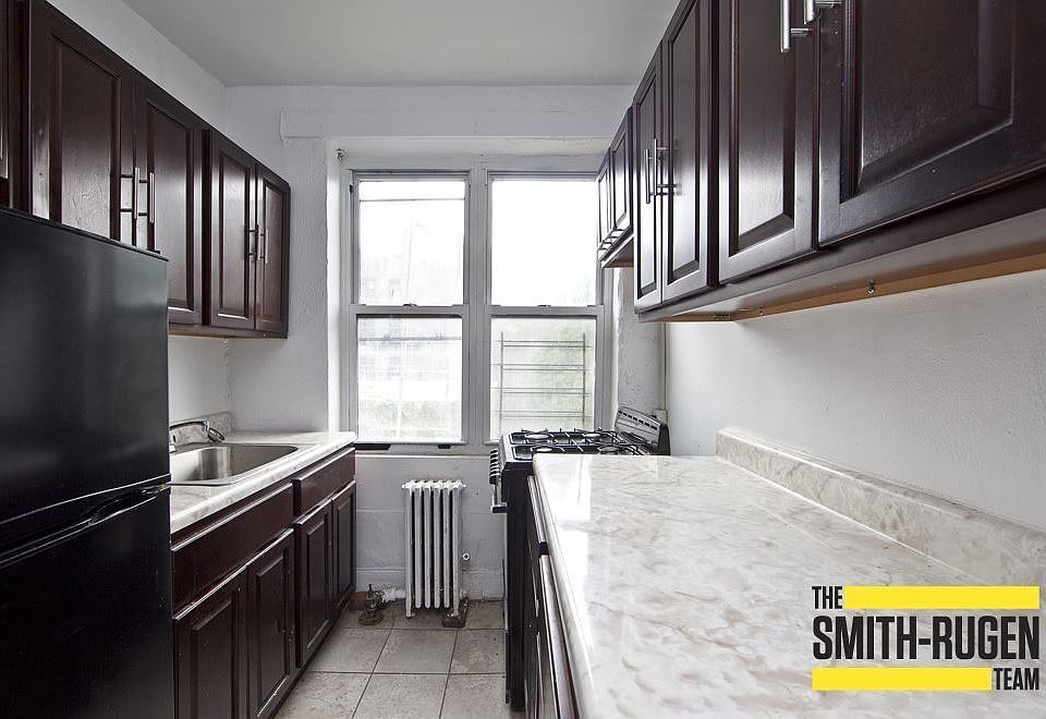 1st image of 2172 2nd Ave APT 6