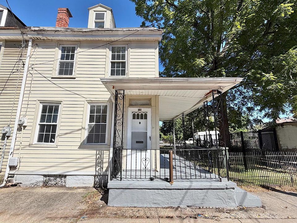 1st image of 321 York St