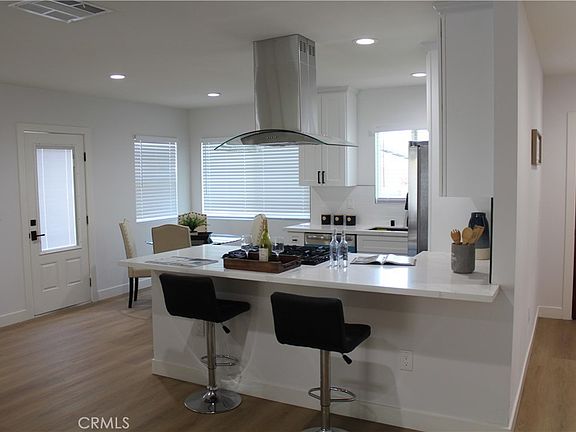 2nd image of 2371 Stearnlee Ave