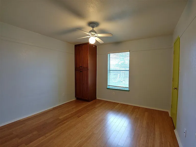 3105 Scenic Glen Dr — Photo 3