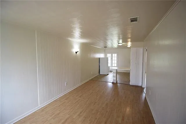 2 bed, 1.0 bath, 1100 sqft, $1,375 — Photo 3