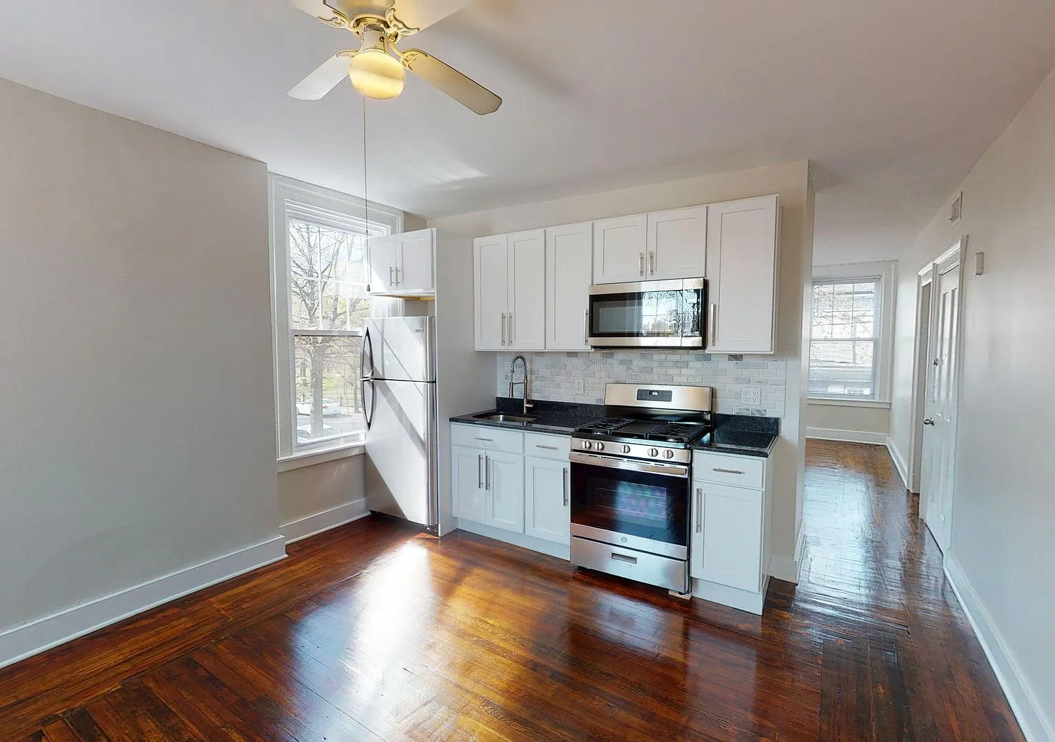 542 Chapel St — Photo 1