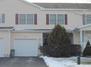 141 Skyview Dr, Greenville, NY 12083
