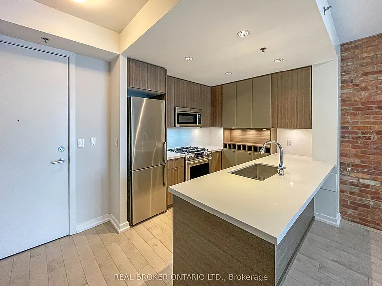 88 Colgate Ave #220 — Photo 6