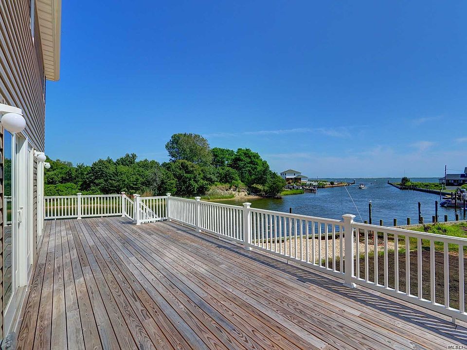 1st image of 10 Sea Breeze Pl
