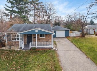433 Rachael Rd, Baraboo, WI 53913