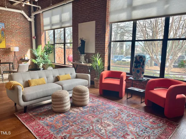 500 N Duke St APT 55-102, Durham, NC 27701