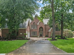 27 Grey Finch Ct, Spring, TX 77381