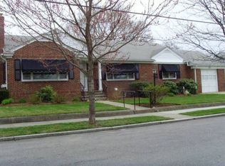 215 Rankin Ave, Providence, RI 02908