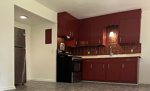 Floor plan 137-3 Hendricks Blvd