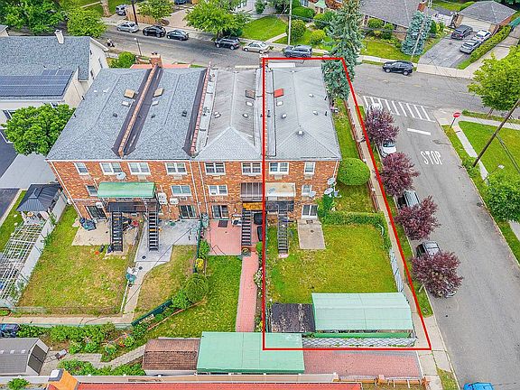3rd image of 47-28 Parsons Blvd #Php
