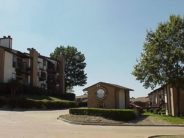 1st image of 251 Henry M Chandler Dr