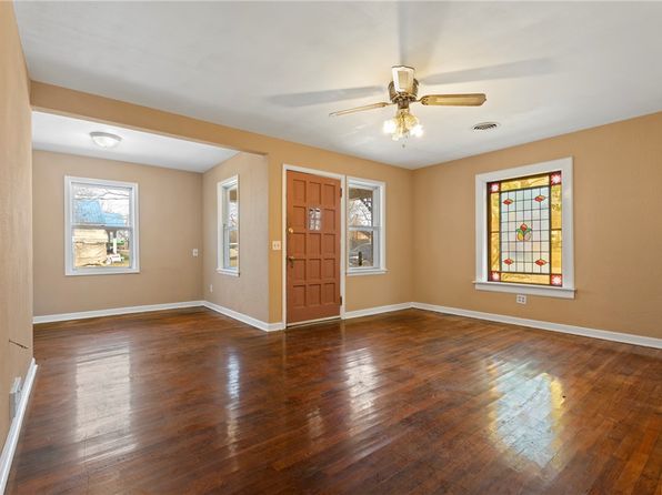 300 Range St, Marshall, AR 72650