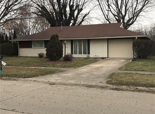 1500 Woodbine Dr, Anderson, IN 46011